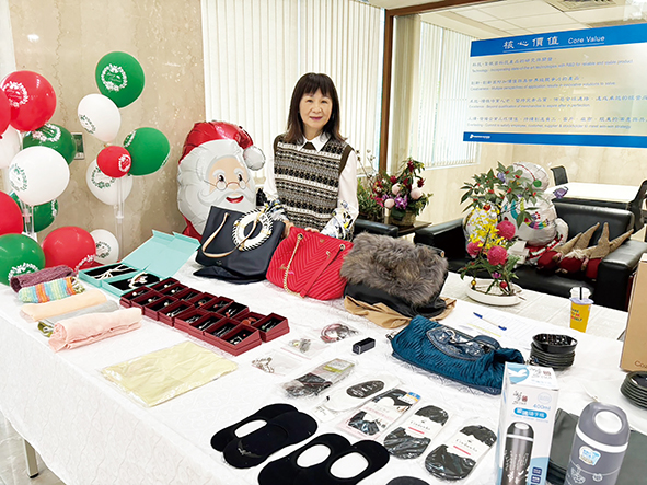 南京資訊股份有限公司- 耶誕愛心義賣活動