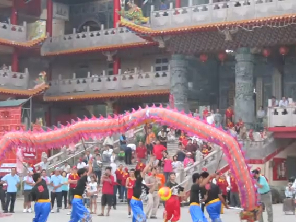 【平原鄉野的一條龍】引導計畫芳苑國中舞龍隊(標題圖檔)